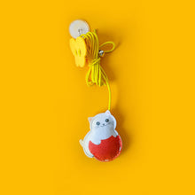 Load image into Gallery viewer, Adjustable Hanging Cat Toy