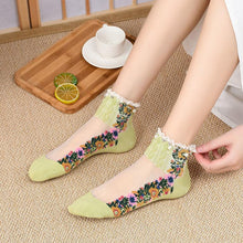 Load image into Gallery viewer, Summer Breathable Vintage Pearl Socks