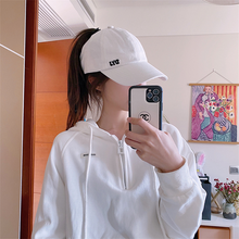 Load image into Gallery viewer, Women&#39;s Satin Lined Ponytail Baseball Cap