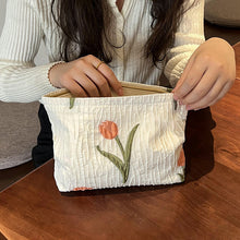 Load image into Gallery viewer, Cute Floral Makeup Bag