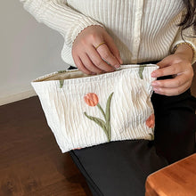 Load image into Gallery viewer, Cute Floral Makeup Bag