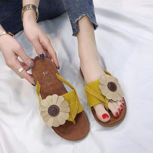 Toe Post Flower Design Flat Sandals