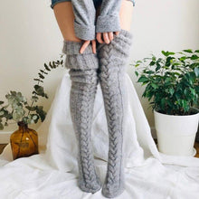 Load image into Gallery viewer, Hand-knitted Winter Stockings