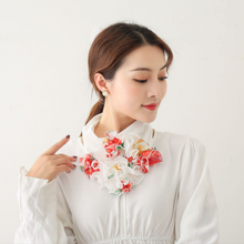 Load image into Gallery viewer, Fashion Lace Scarf Flower Collar