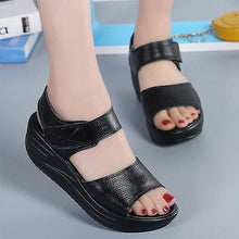 Load image into Gallery viewer, Comfortable Platform Wedge Sandal With Style