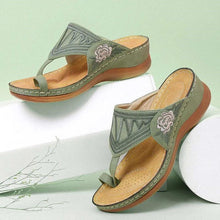 Load image into Gallery viewer, Embroidered Wedge Sandals