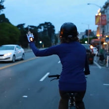 Load image into Gallery viewer, Bicycle Gloves With Turn Signals