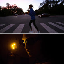 Load image into Gallery viewer, Bicycle Gloves With Turn Signals