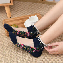 Load image into Gallery viewer, Summer Breathable Vintage Pearl Socks