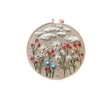 Load image into Gallery viewer, Beginner&#39;s Embroidery Hoop Flower Kit